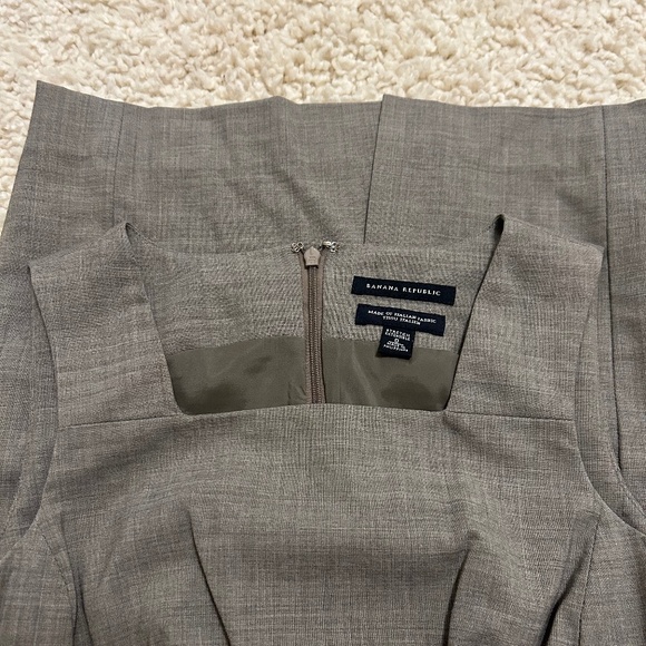 Banana Republic Wool Sheath Dress - Picture 2 of 5